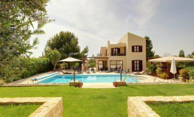 Villa Eleaina, A Super 4 bed Luxury villa.