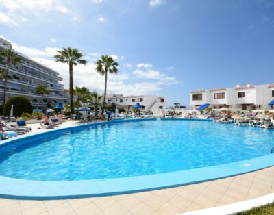 Club Atlantis 120 – Studio with sea and pool view